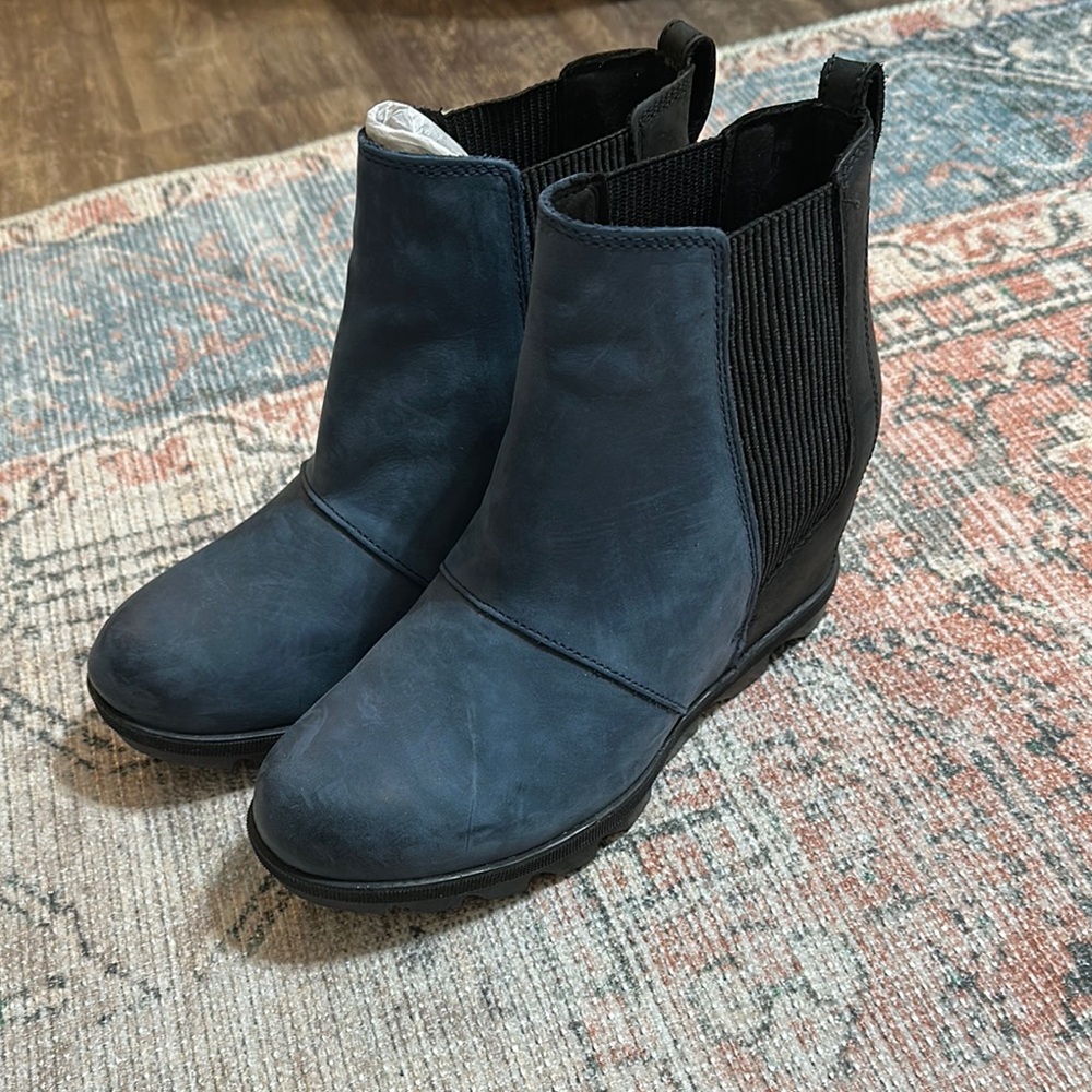 Sorel Joan of Arctic